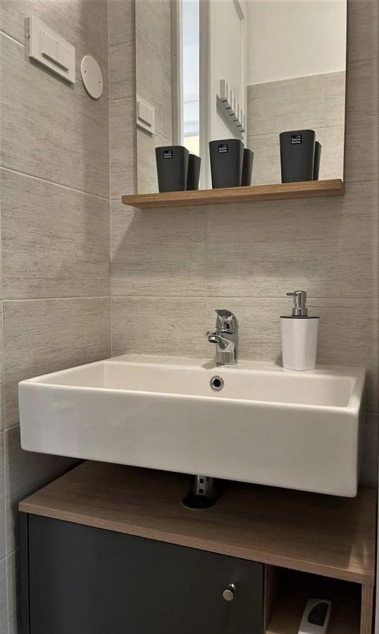Sea Flower Apartment Рийека Екстериор снимка