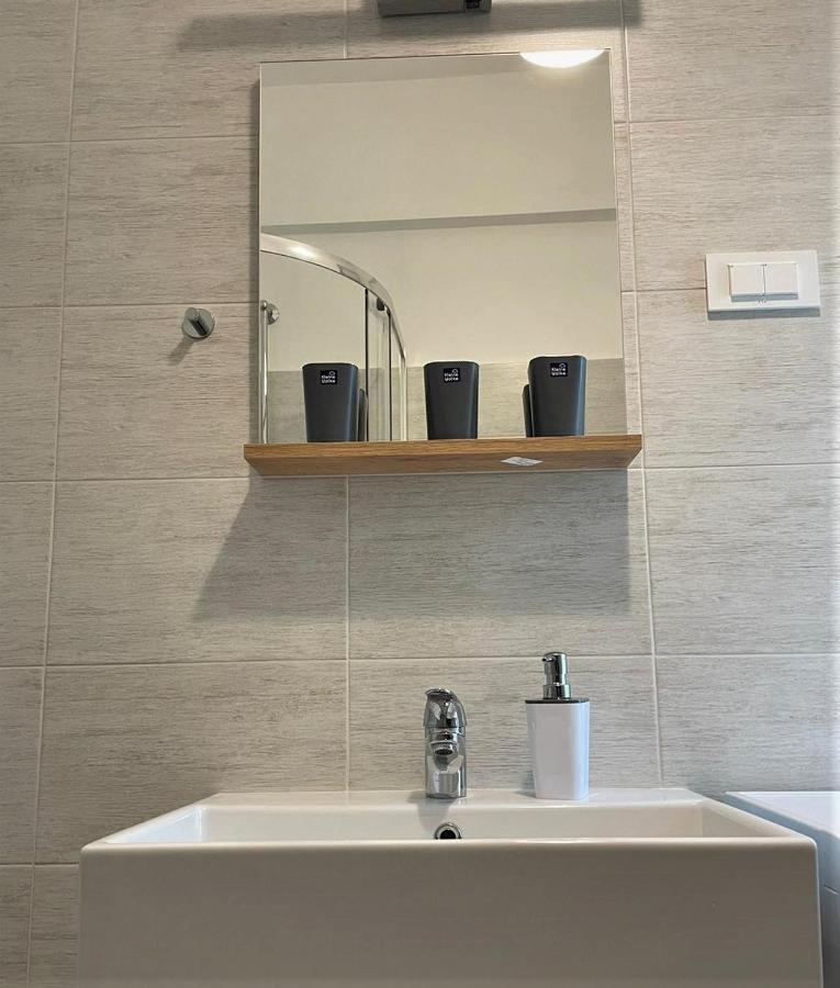 Sea Flower Apartment Рийека Екстериор снимка